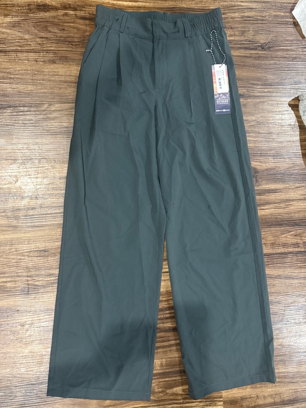 Kyodan Dark Green Pleated Casual Chinos